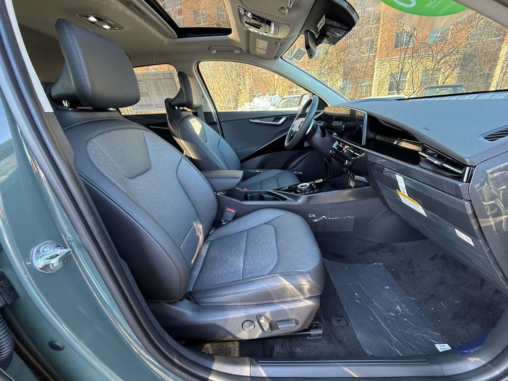 New 2025 Kia Niro Wave w/ Wave Preserve Package image 27
