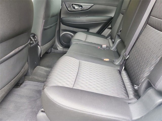 Used 2019 Nissan Rogue SV image 23