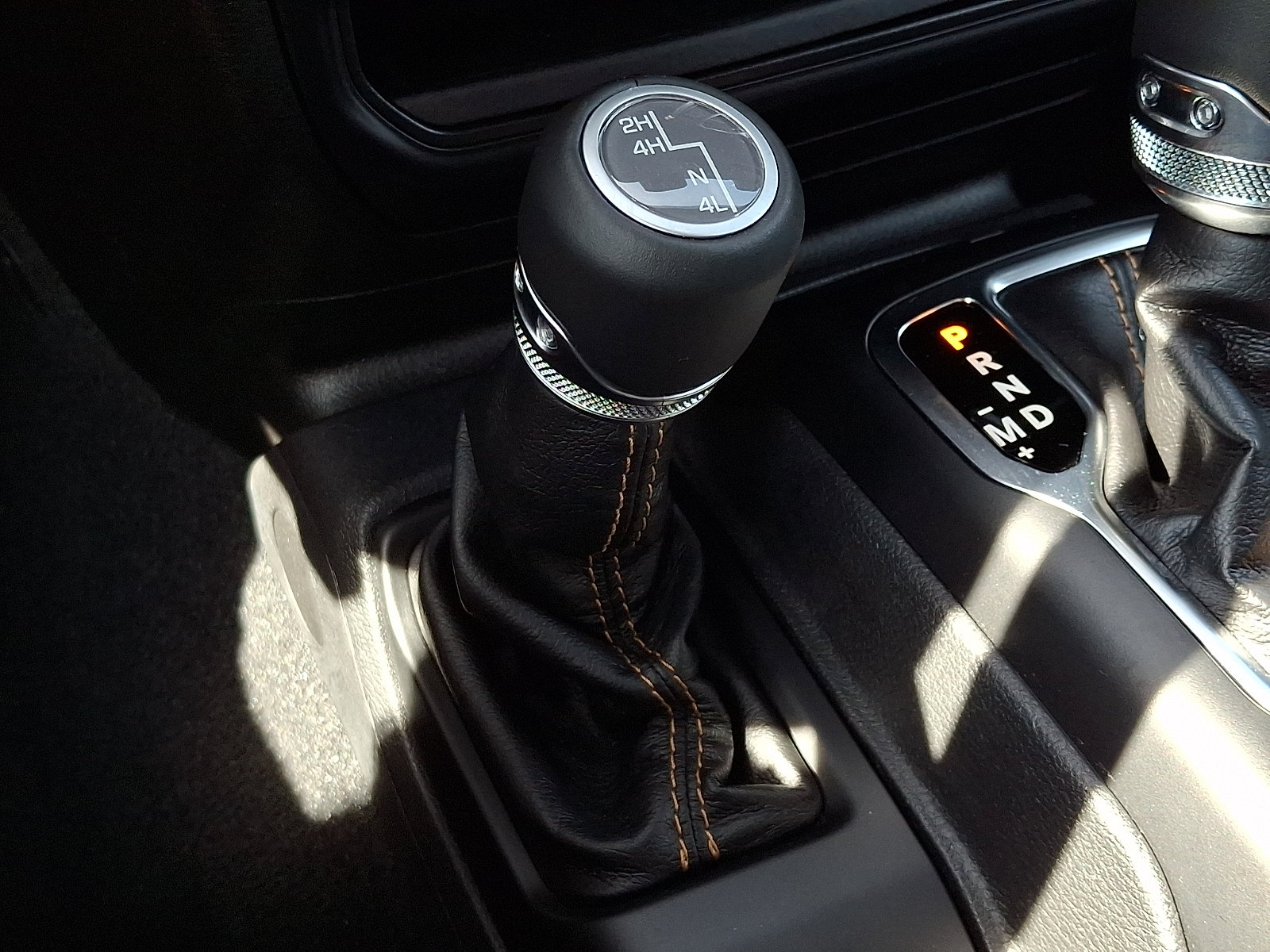 Certified 2022 Jeep Wrangler Unlimited Sahara AWD/4WD image 15
