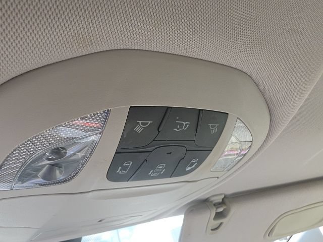 Used 2017 Chrysler Pacifica Touring-L Plus w/ Advanced Safetytec Group FWD image 21