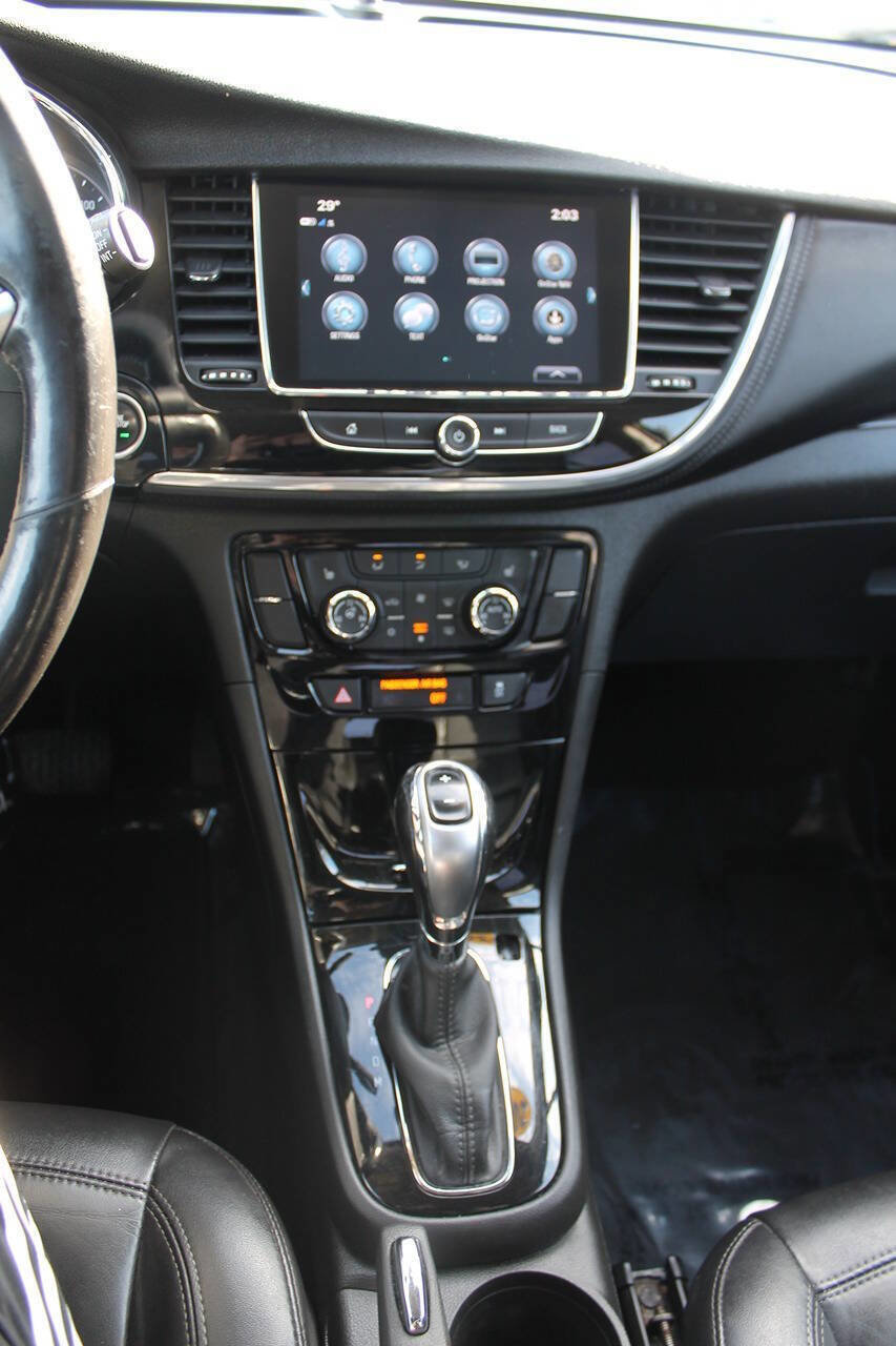 Used 2020 Buick Encore Essence image 29