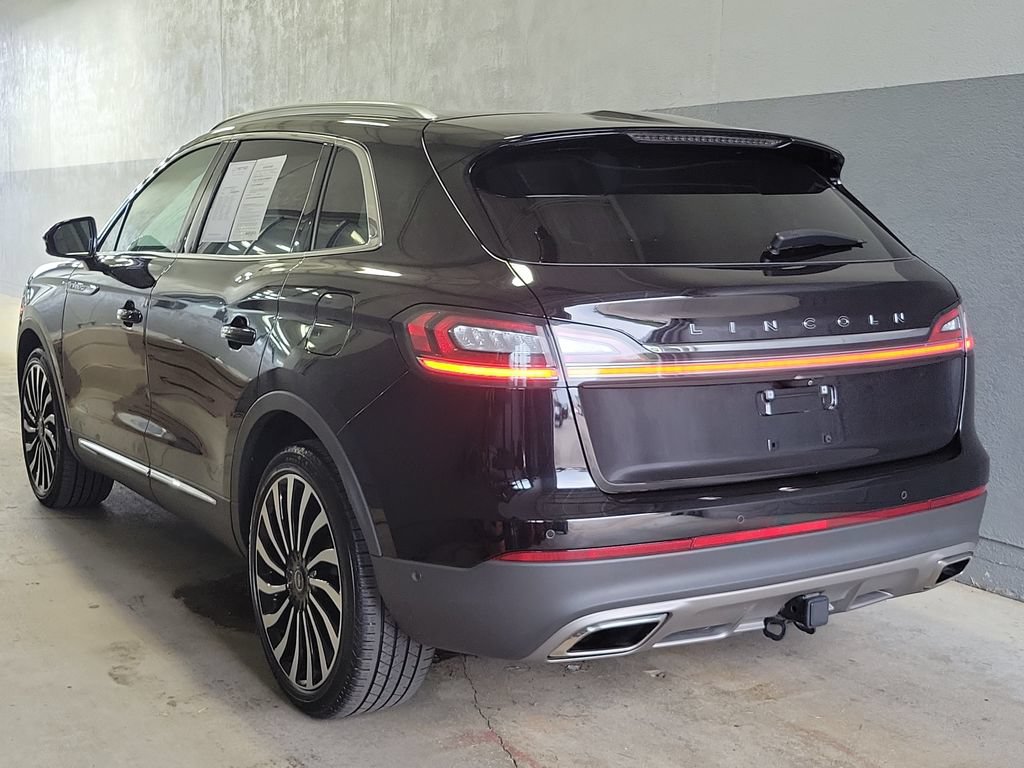 Used 2022 Lincoln Nautilus Black Label w/ Class II Trailer Tow Package AWD/4WD image 4