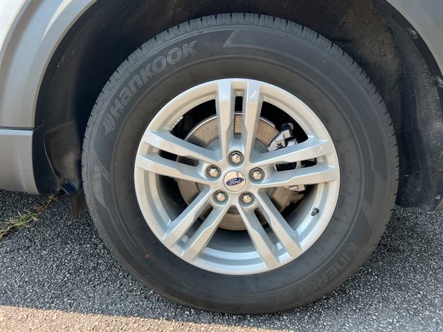Certified 2023 Ford Explorer XLT RWD image 25