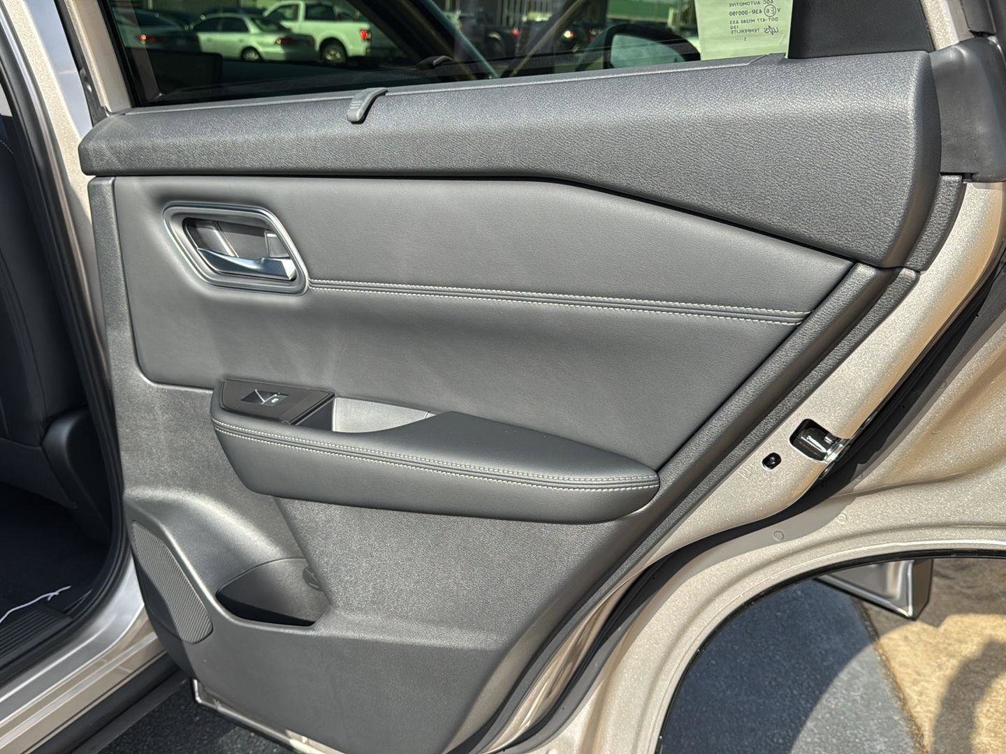 New 2026 Nissan Rogue Platinum w/ Platinum Premium Package image 13