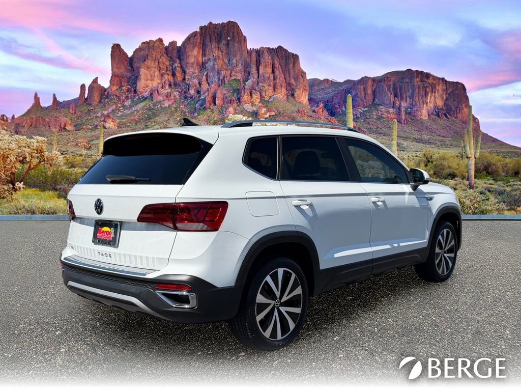 Used 2024 Volkswagen Taos SE FWD image 8