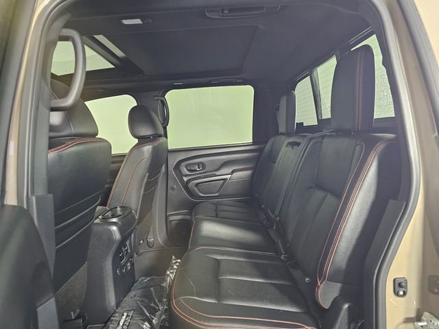Used 2020 Nissan Titan PRO-4X w/ Pro-4x Convenience Package image 21