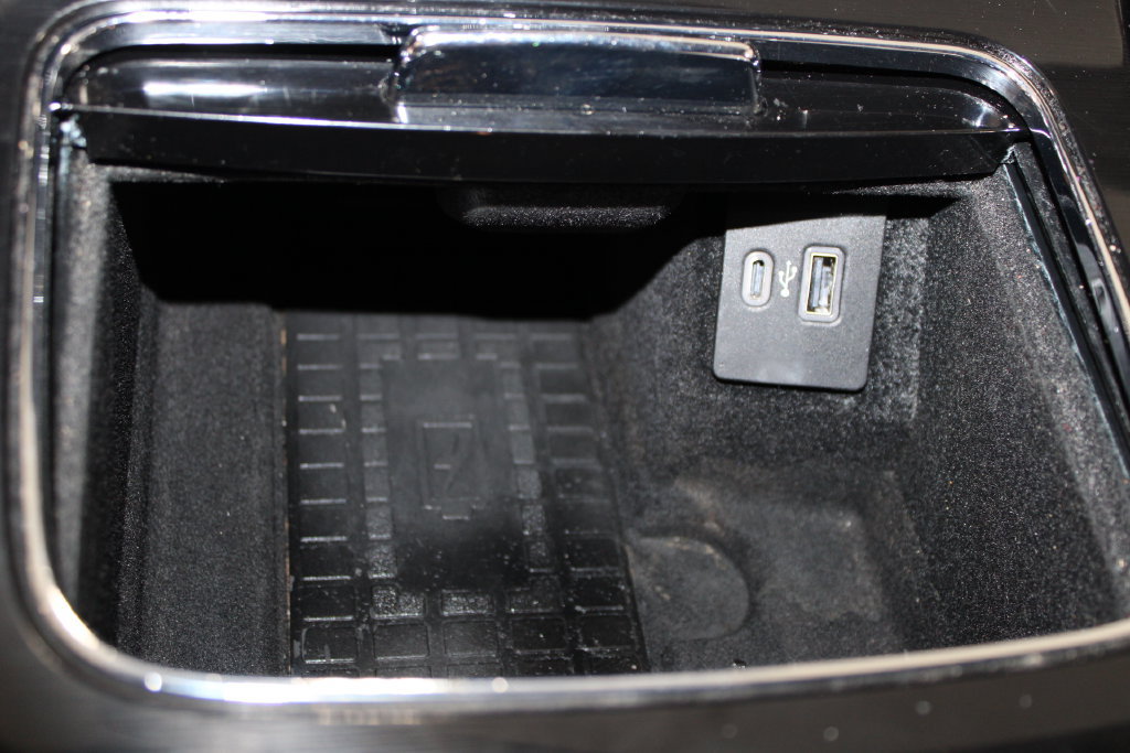 Used 2023 Lincoln Nautilus Reserve AWD/4WD image 46