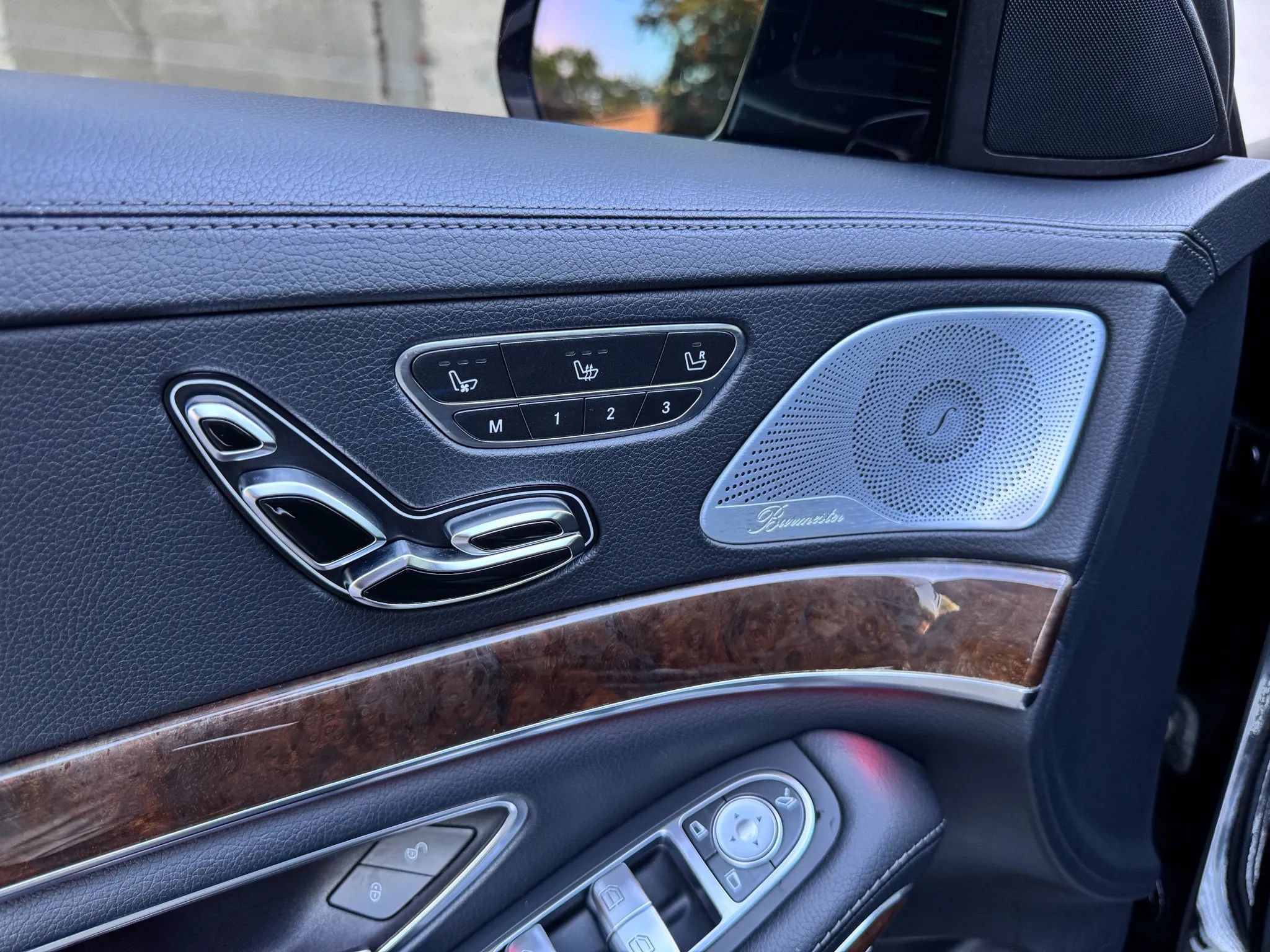 Used 2014 Mercedes-Benz S 550 Sedan image 37