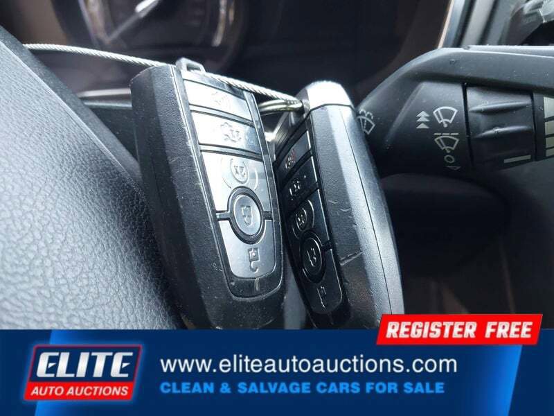 Used 2018 Ford Fusion SE w/ Fusion SE Technology Package image 22