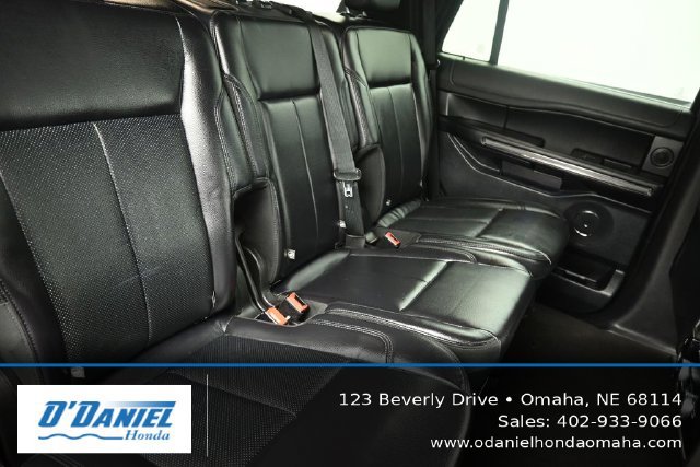 Used 2019 Ford Expedition XLT w/ Equipment Group 202A AWD/4WD image 41