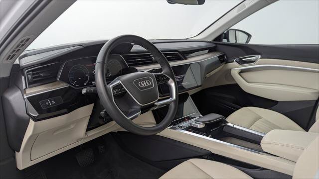 Used 2024 Audi Q8 e-tron Premium Plus w/ Premium Plus Package AWD/4WD image 26
