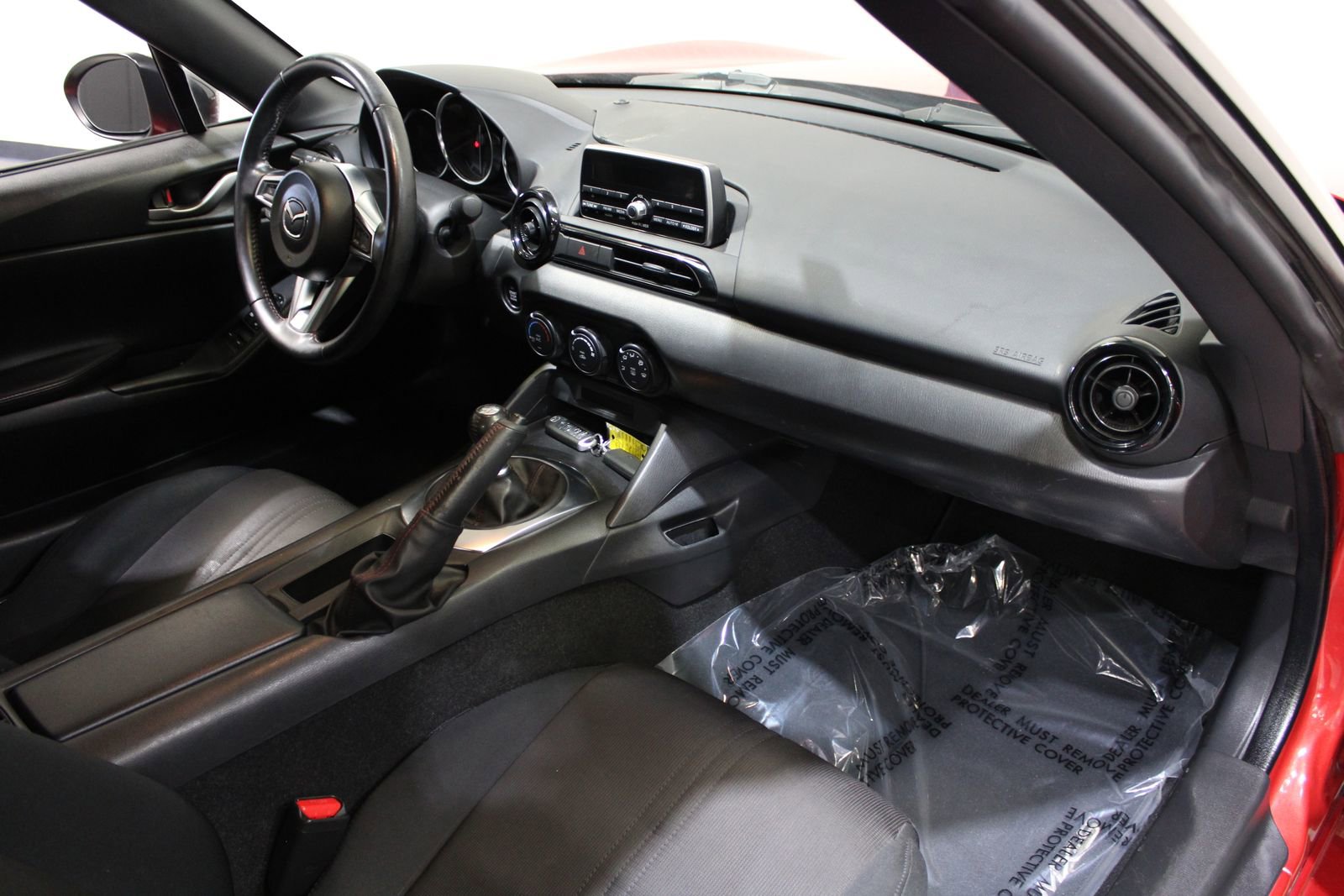 Used 2016 MAZDA MX-5 Miata Sport image 22