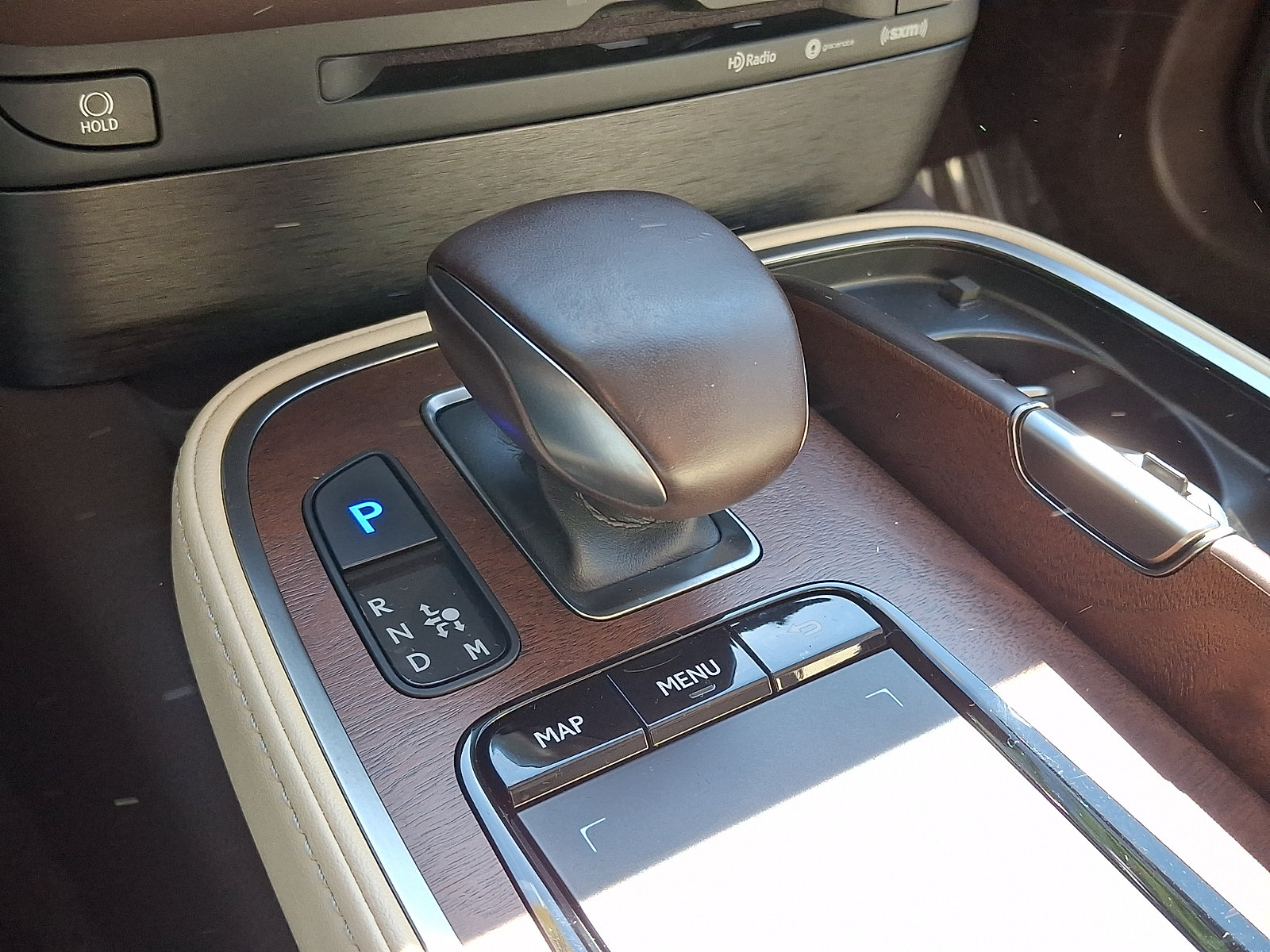 Used 2019 Lexus LS 500 AWD w/ Accessory Package (Z1) image 16