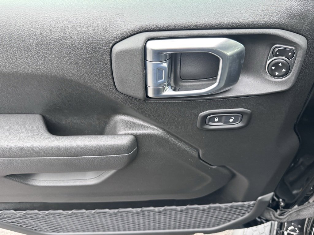 New 2026 Jeep Wrangler Sport S image 9