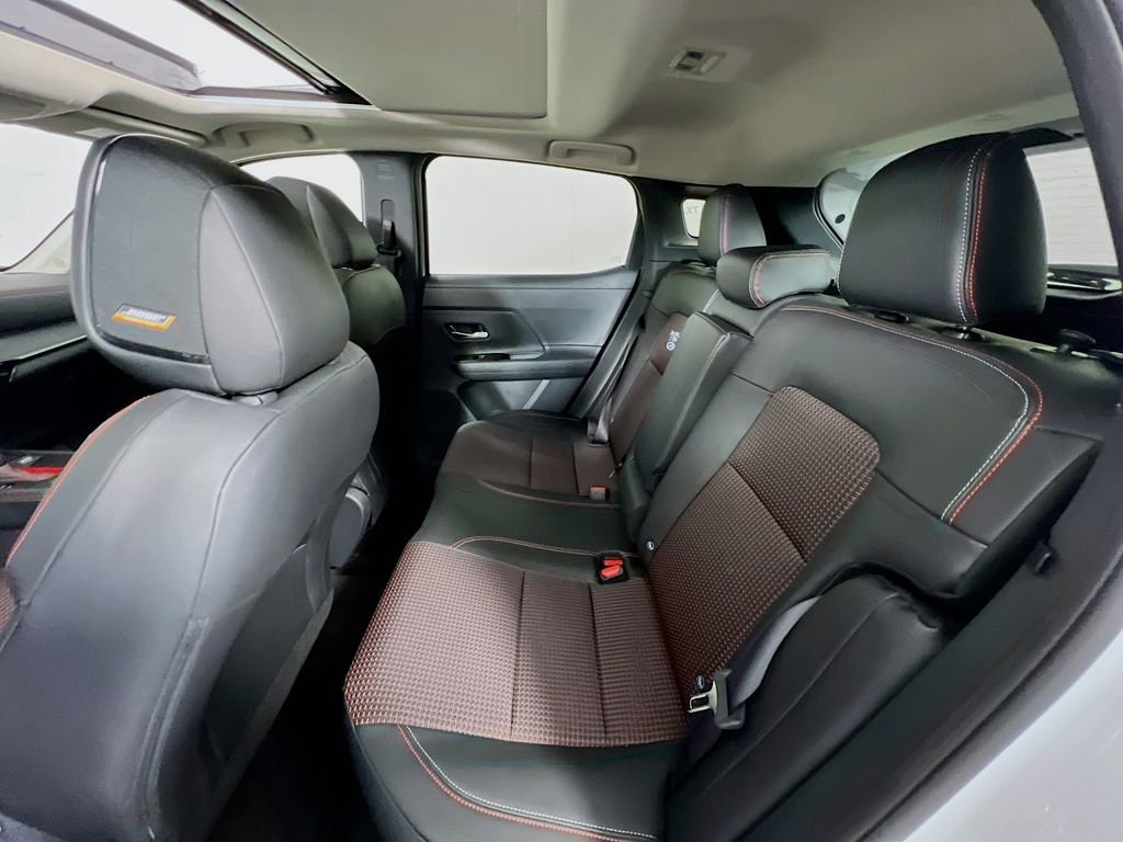 New 2026 Nissan Kicks SR AWD/4WD image 23
