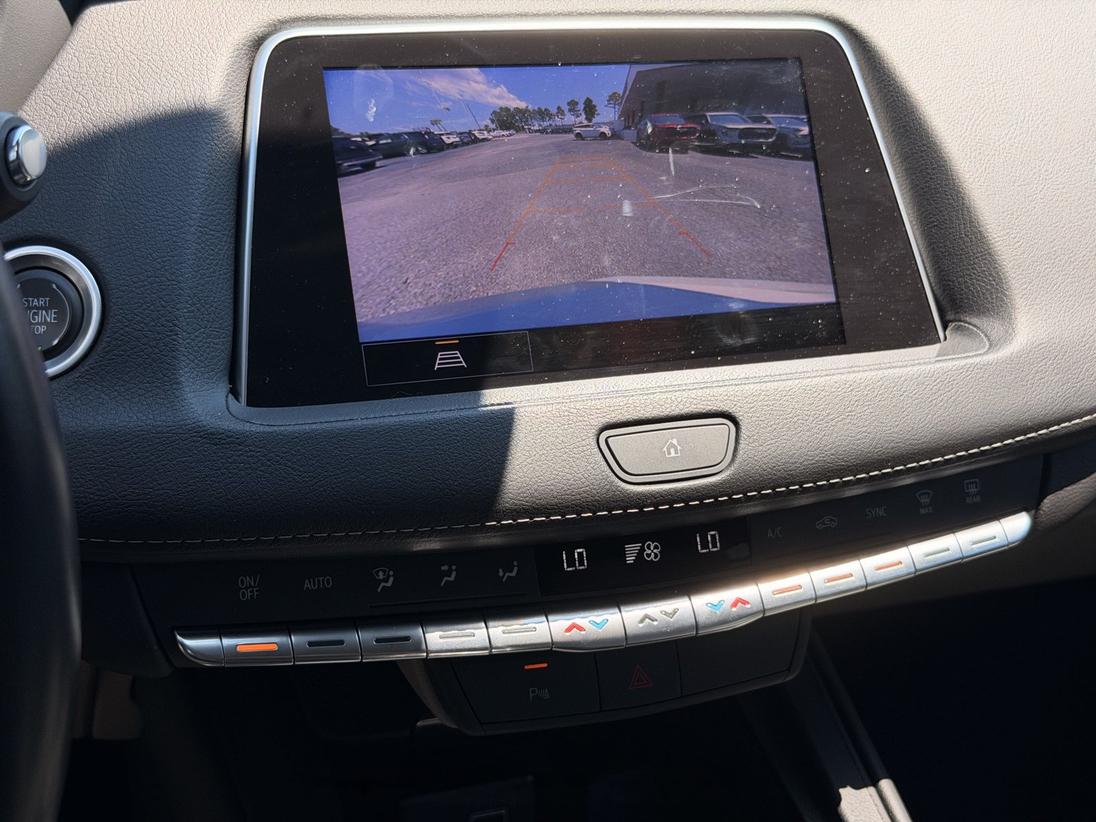 Used 2023 Cadillac XT4 Luxury FWD image 25