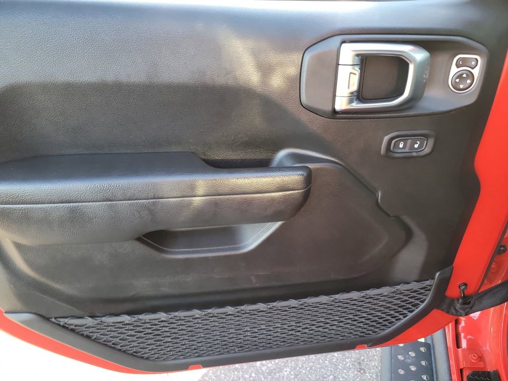 Used 2023 Jeep Wrangler Sport S image 12