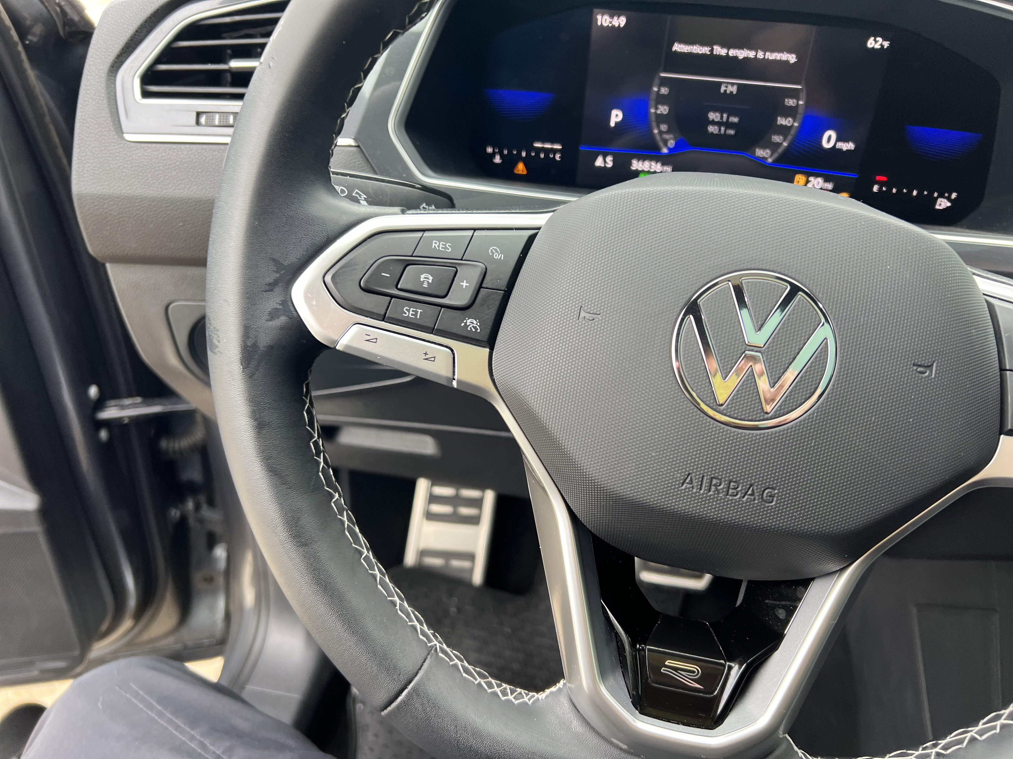 Certified 2023 Volkswagen Tiguan SE R-Line FWD image 17