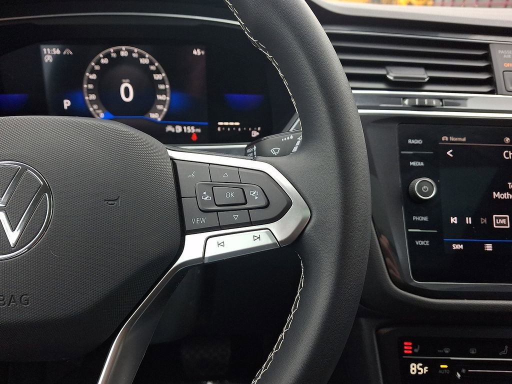 Certified 2022 Volkswagen Tiguan SE w/ Panoramic Sunroof Package image 22