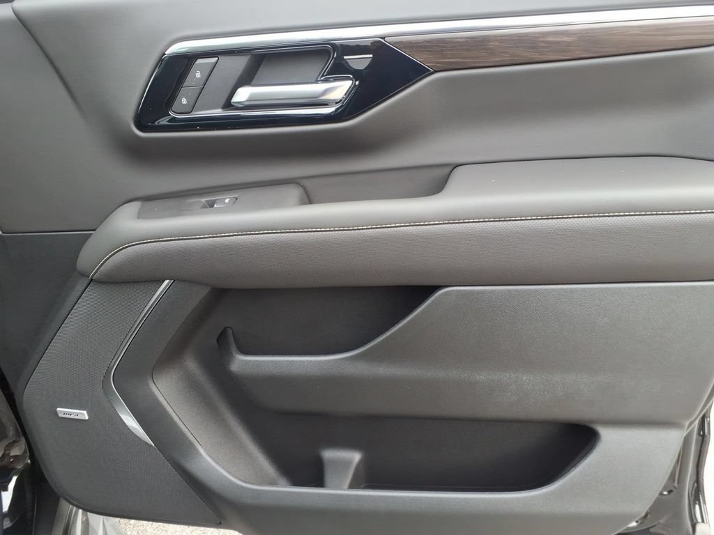 New 2026 Chevrolet Tahoe Premier AWD/4WD image 21
