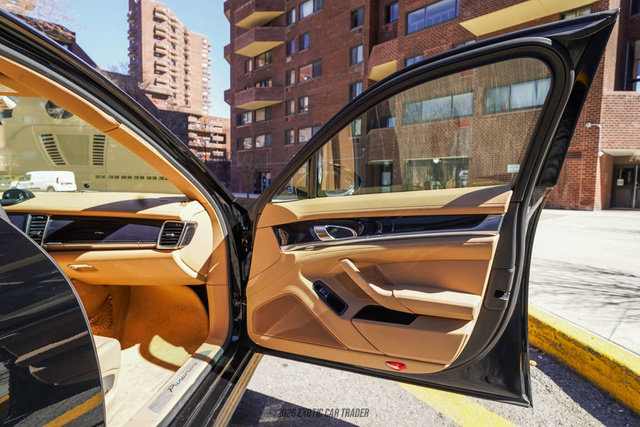 Used 2012 Porsche Panamera 4 image 52