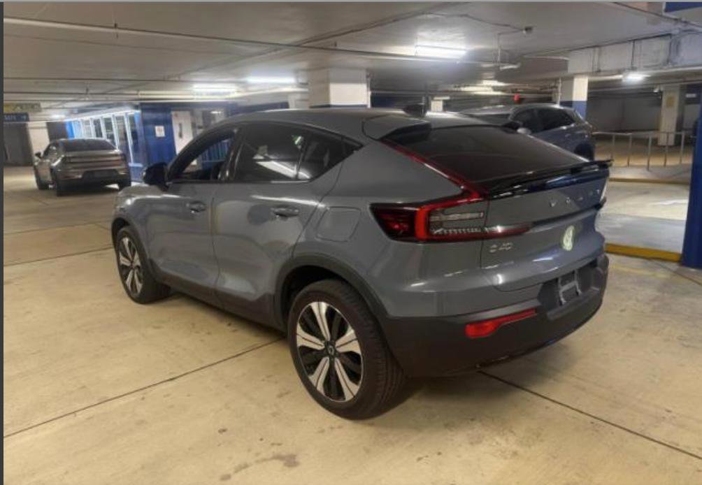 Certified 2023 Volvo C40 Recharge Core w/ Climate Package AWD/4WD image 13