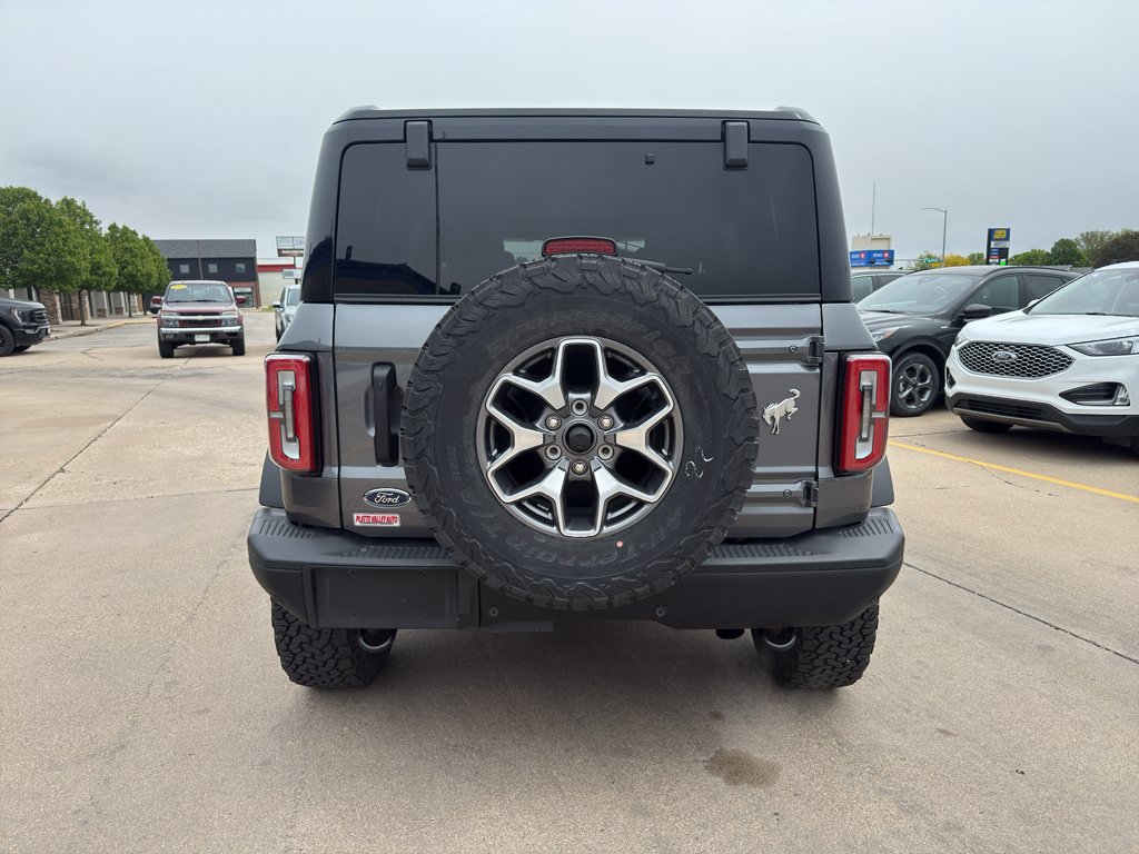 Used 2025 Ford Bronco Badlands AWD/4WD image 8