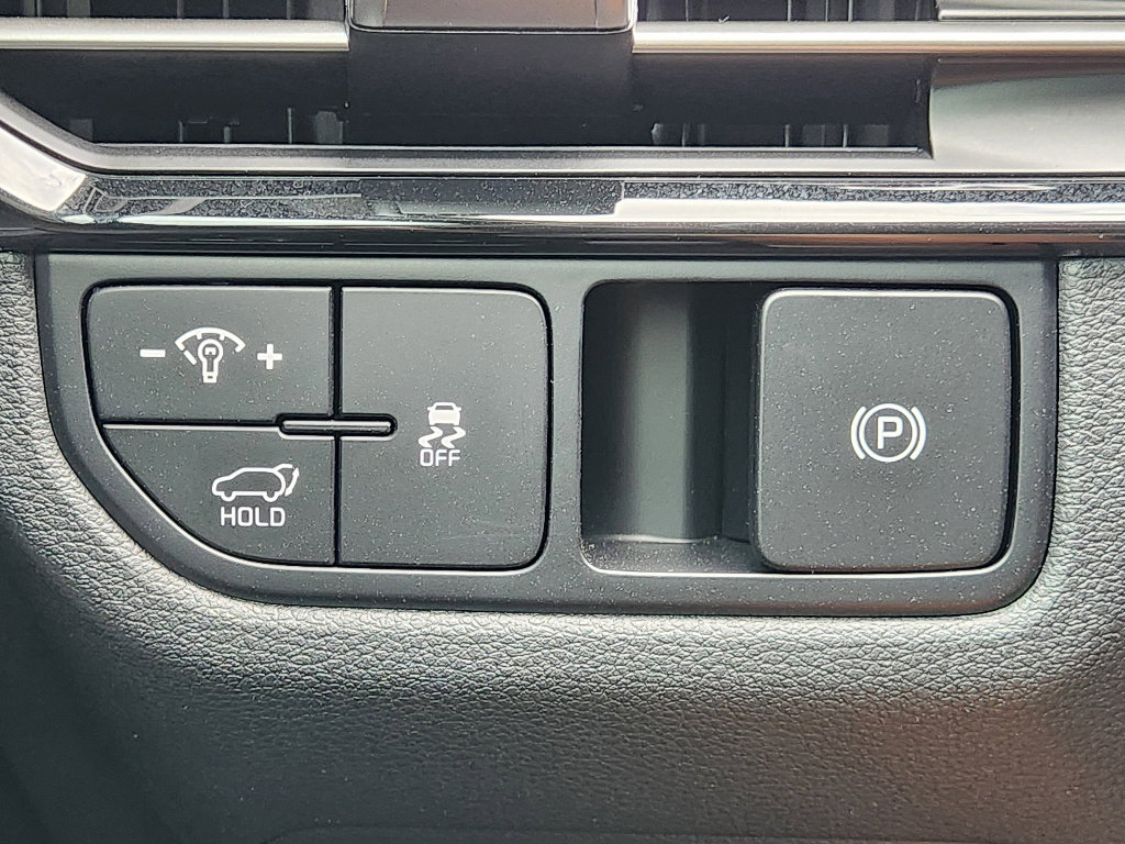 New 2026 Kia Sportage EX w/ EX Panorama Roof Package image 16