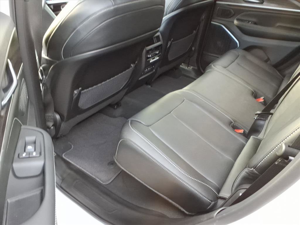 New 2026 Jeep Grand Cherokee Limited Reserve image 31