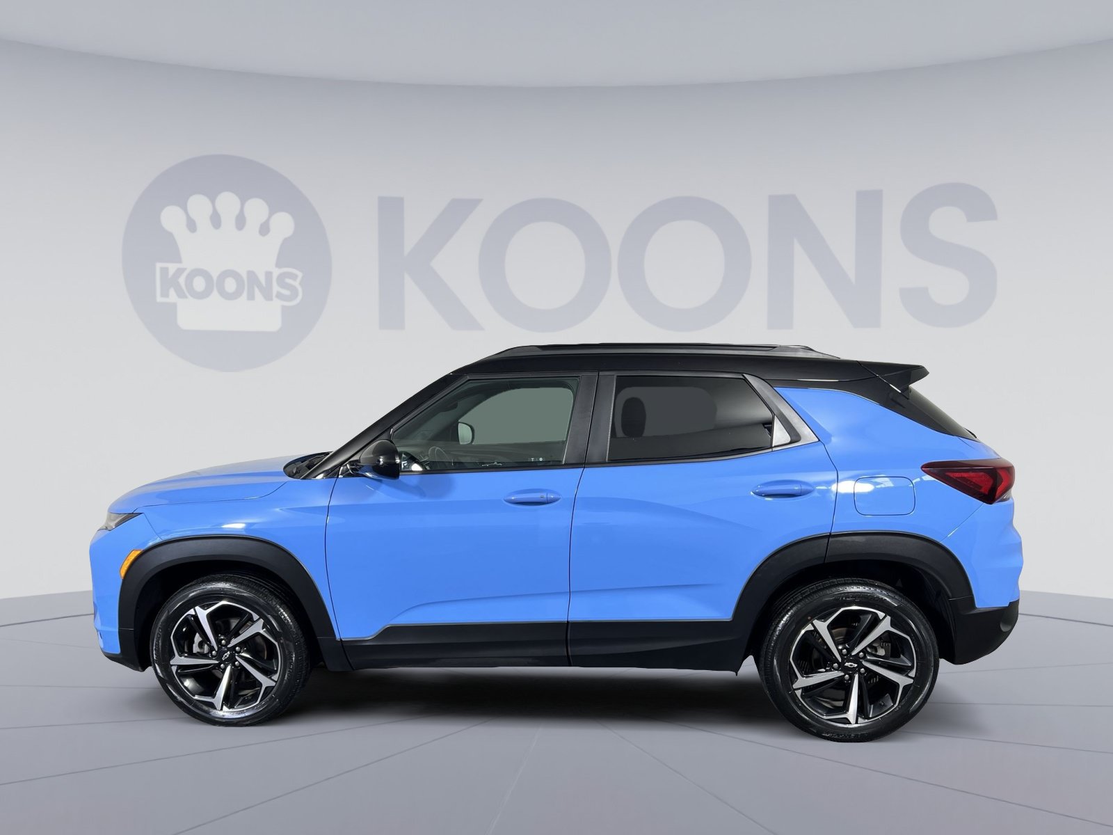 Used 2023 Chevrolet TrailBlazer RS w/ Sun and Liftgate Package AWD/4WD image 7