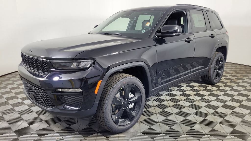 New 2025 Jeep Grand Cherokee Limited w/ Black Appearance Package image 3