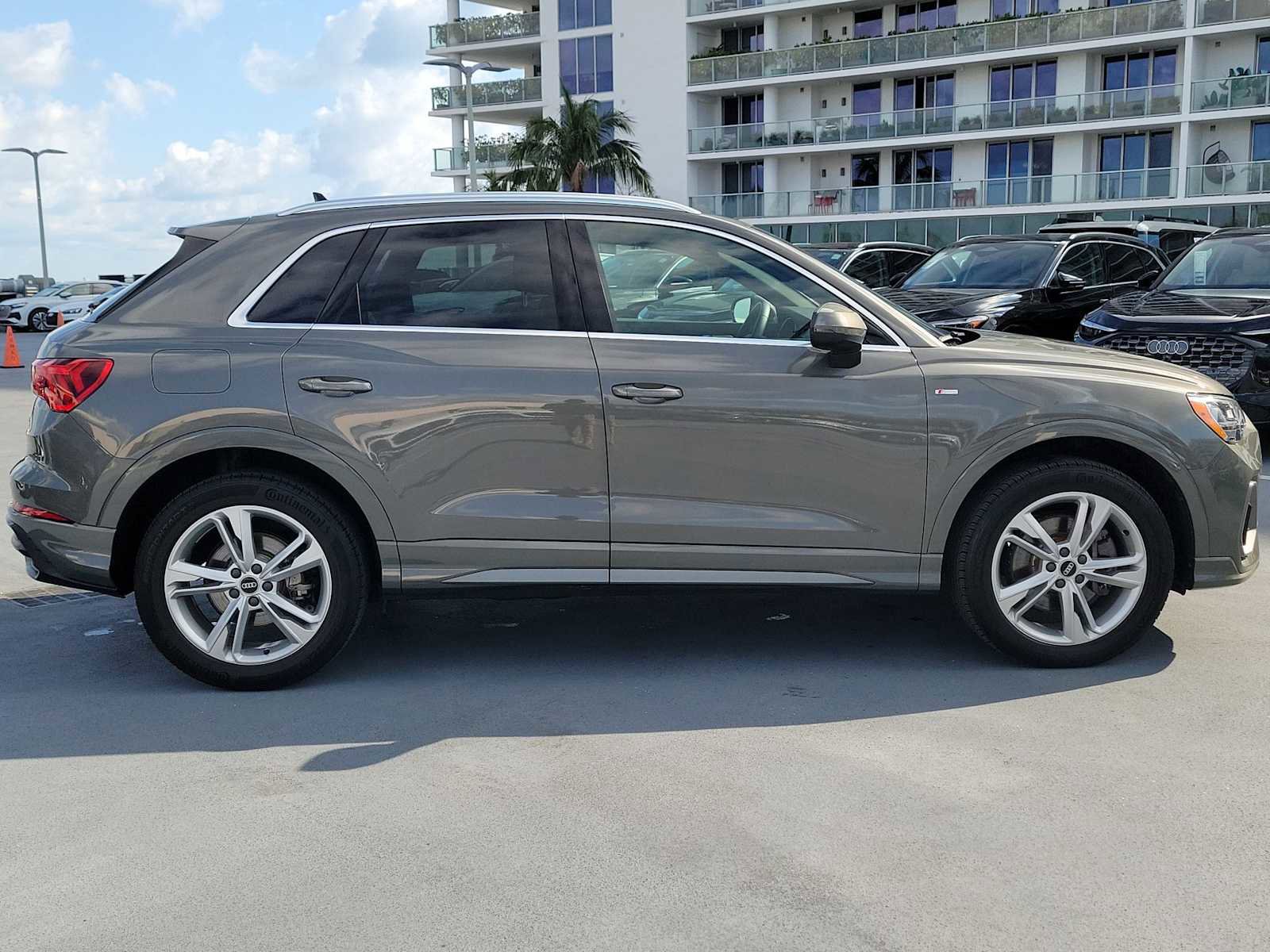 Certified 2021 Audi Q3 2.0T Premium AWD/4WD image 7