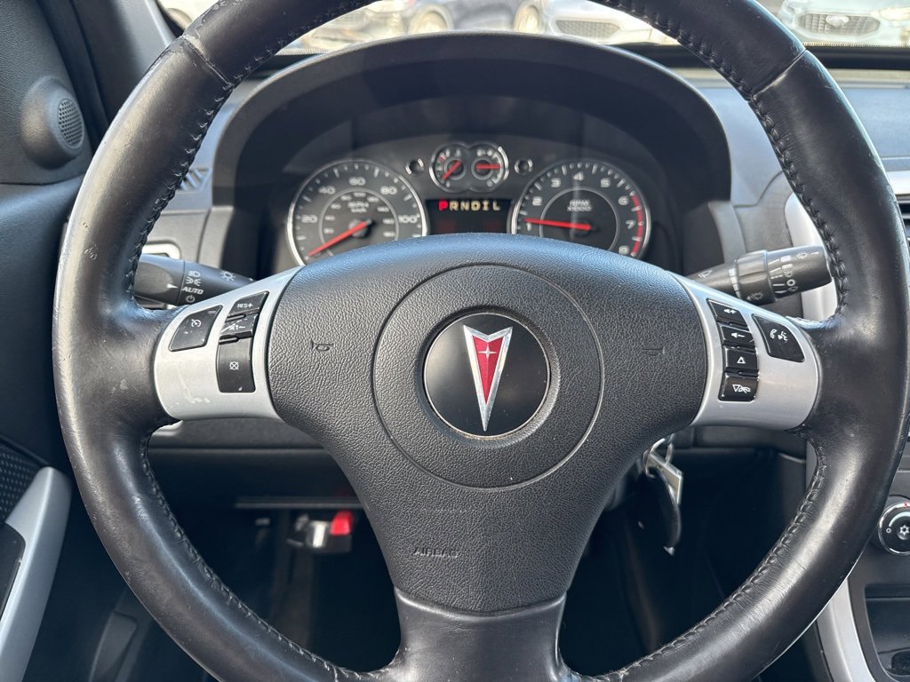 Used 2009 Pontiac Torrent 2WD w/ Preferred Package image 10