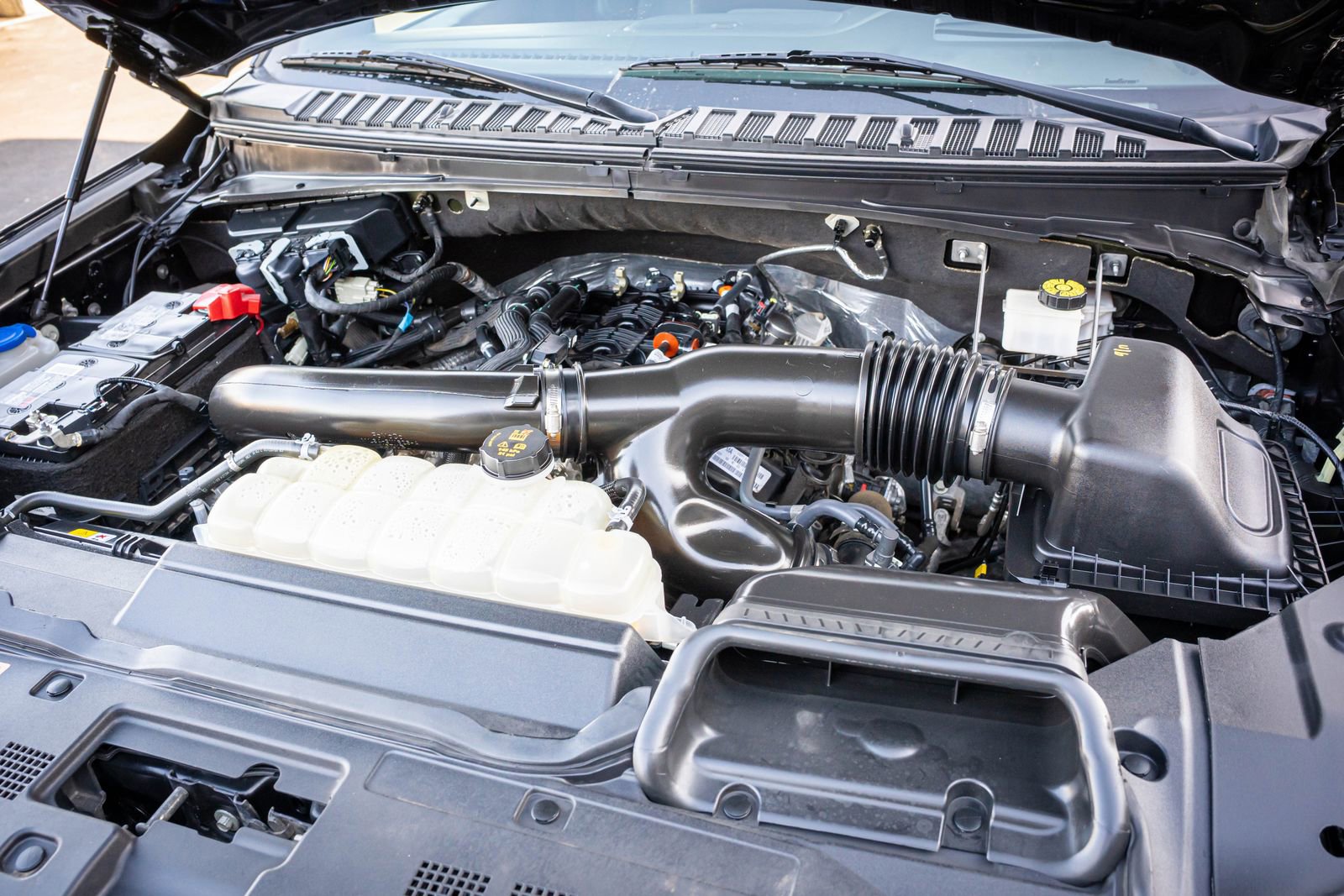Used 2024 Lincoln Navigator Reserve image 40