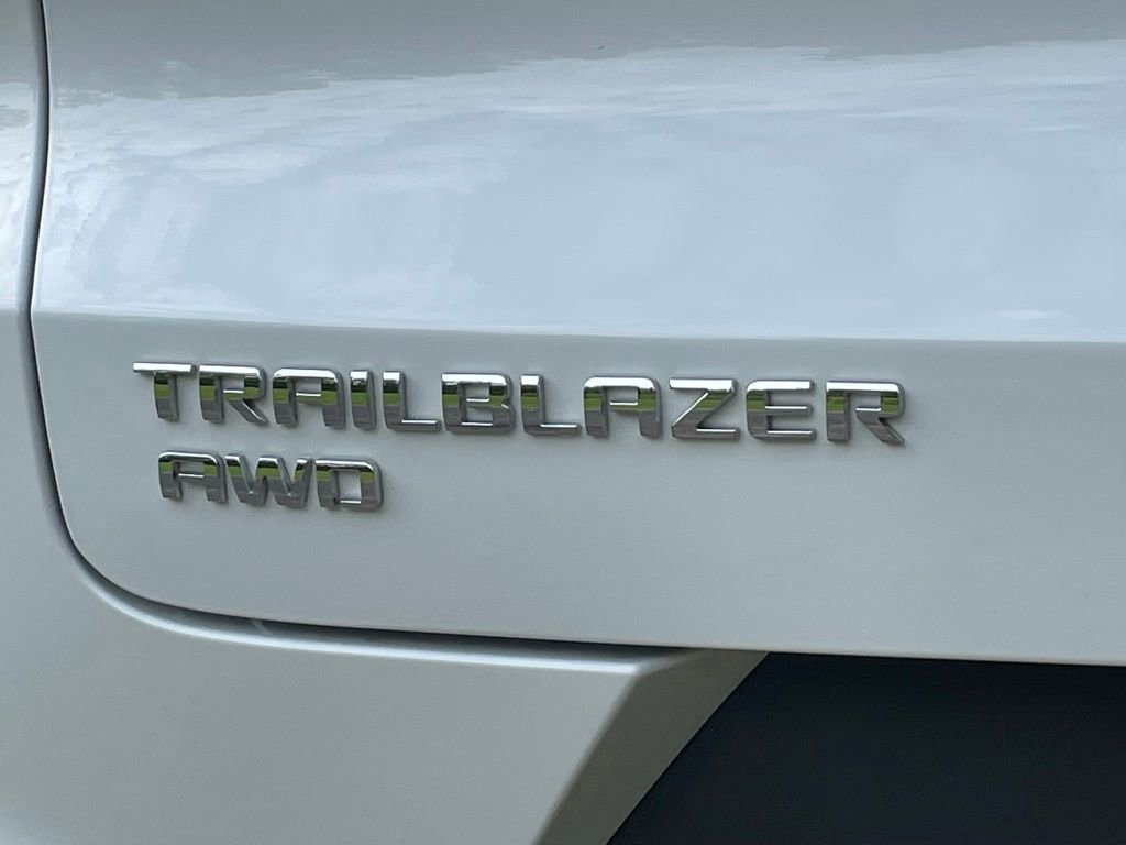 Certified 2023 Chevrolet TrailBlazer LS AWD/4WD image 17