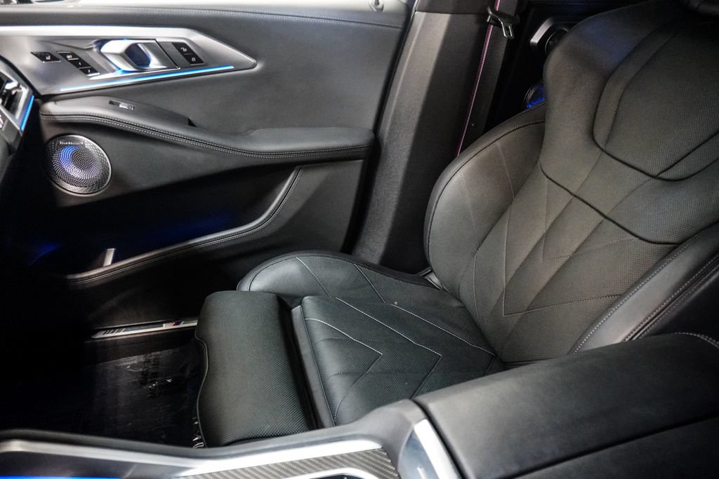 Used 2023 BMW XM AWD/4WD image 31