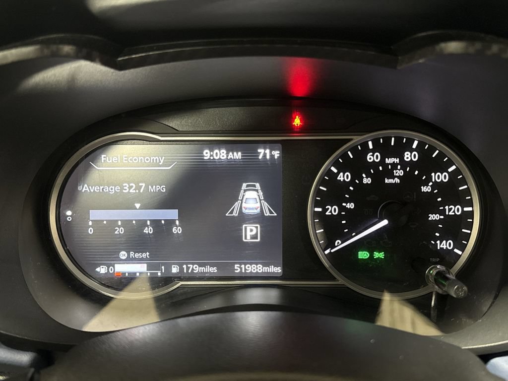 Used 2024 Nissan Versa SV FWD image 12