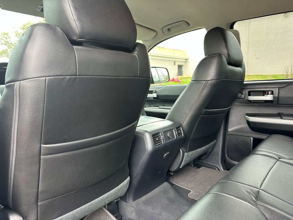 Used 2020 Toyota Tundra SR5 w/ SR5 Upgrade Package image 33
