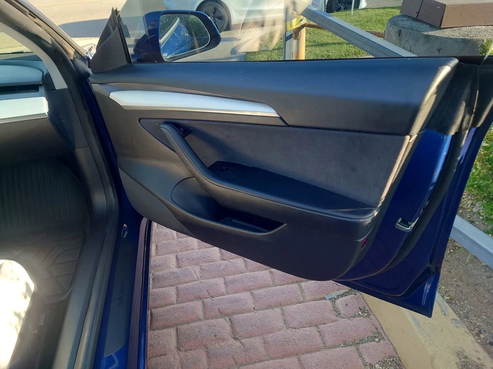 Used 2021 Tesla Model 3 Long Range image 12