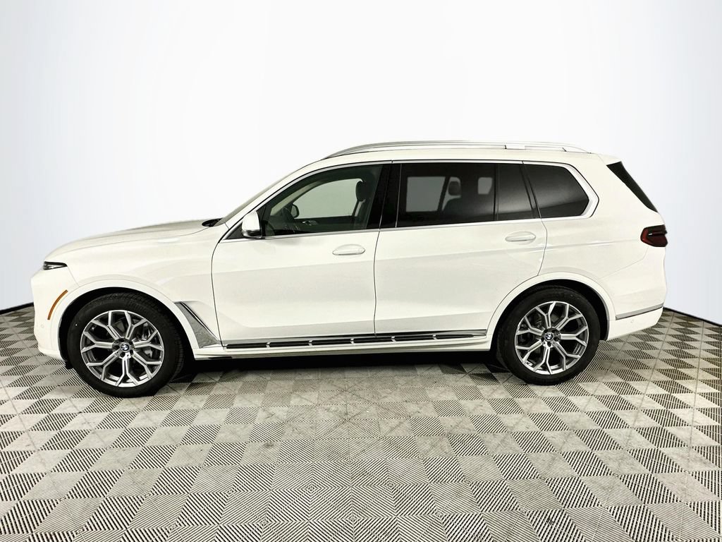 Used 2026 BMW X7 xDrive40i AWD/4WD image 4