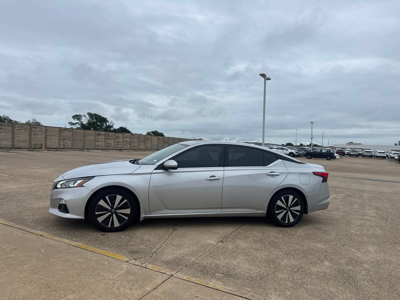Certified 2022 Nissan Altima 2.5 SL FWD image 12