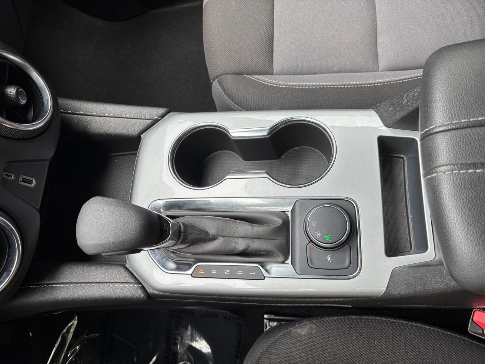Used 2025 Chevrolet Blazer LT FWD image 41