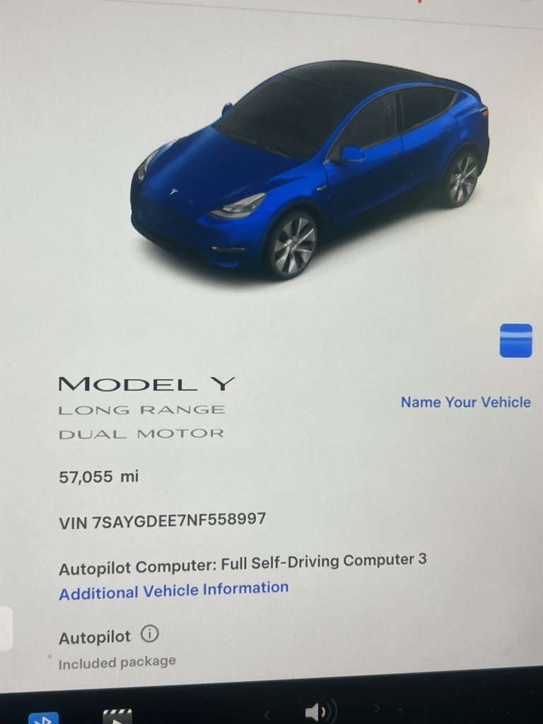 Used 2022 Tesla Model Y Long Range image 10