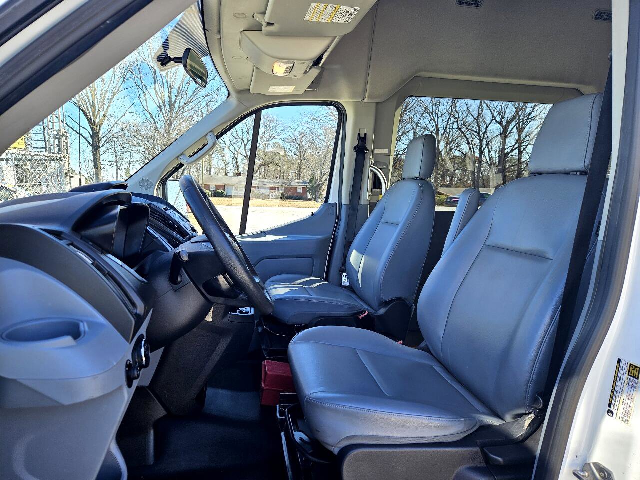 Used 2019 Ford Transit 350 XL image 11