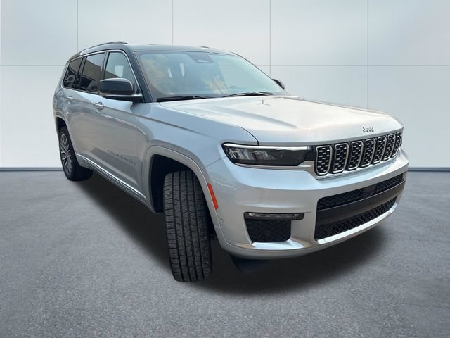 Used 2025 Jeep Grand Cherokee L Summit AWD/4WD image 5