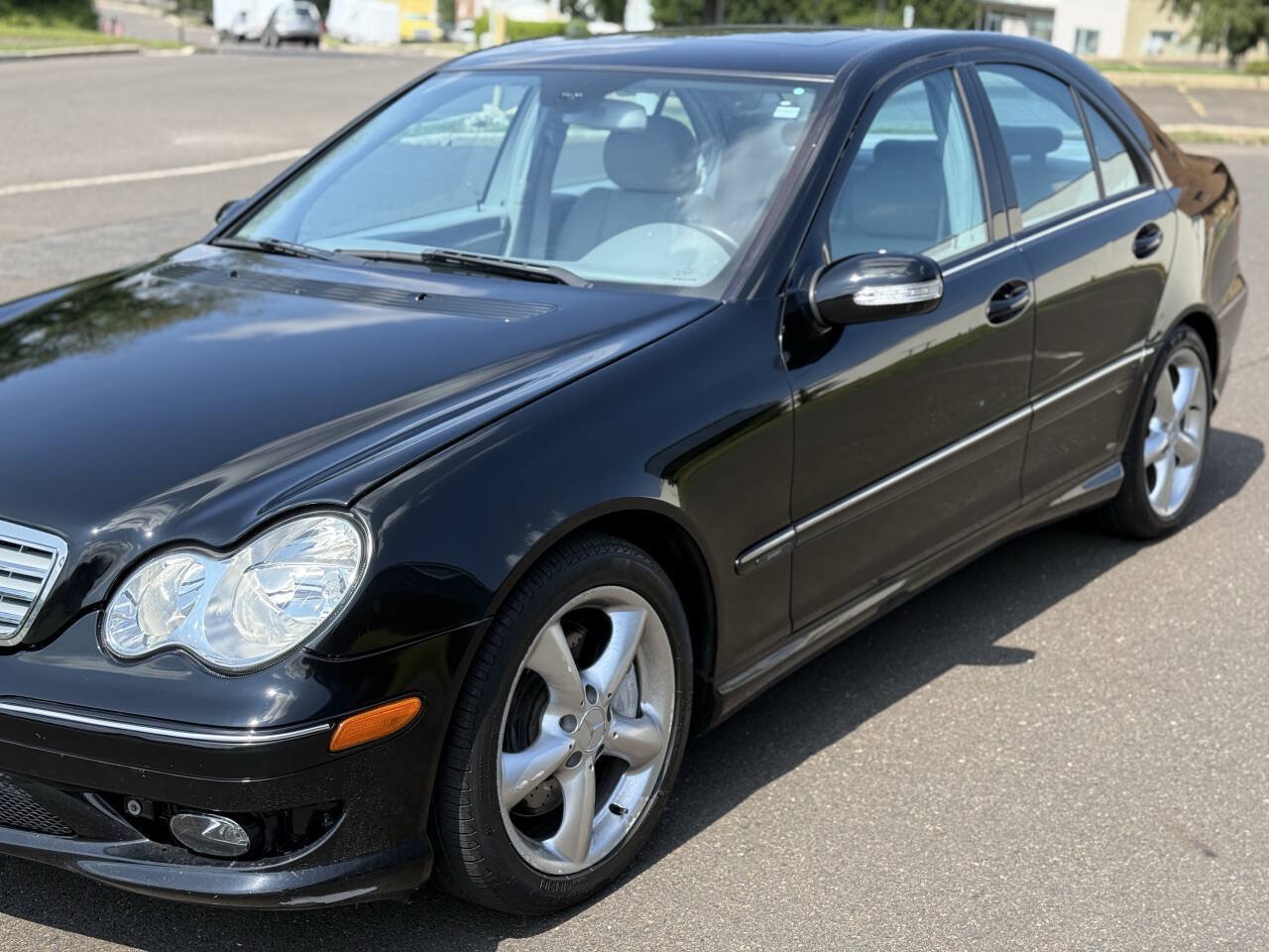 Used 2006 Mercedes-Benz C 230 Sedan w/ Sunroof Pkg image 5