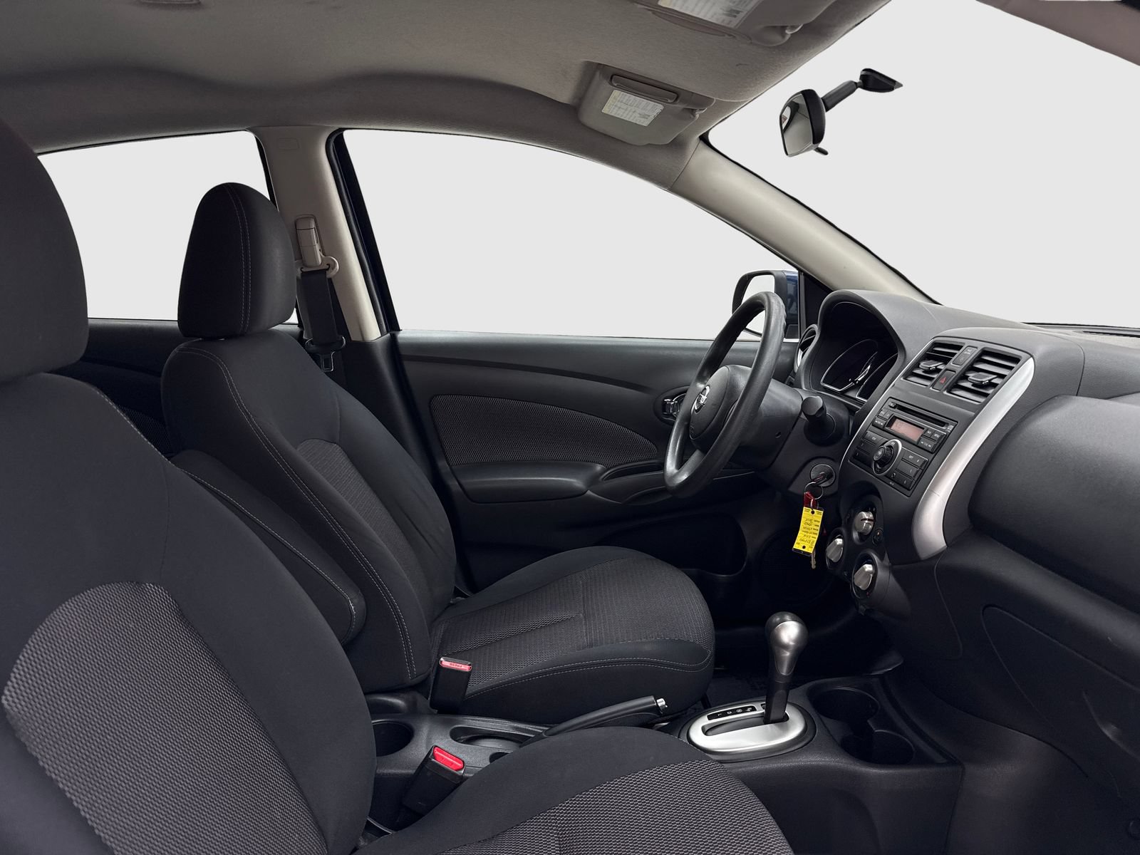 Used 2014 Nissan Versa SV FWD image 35