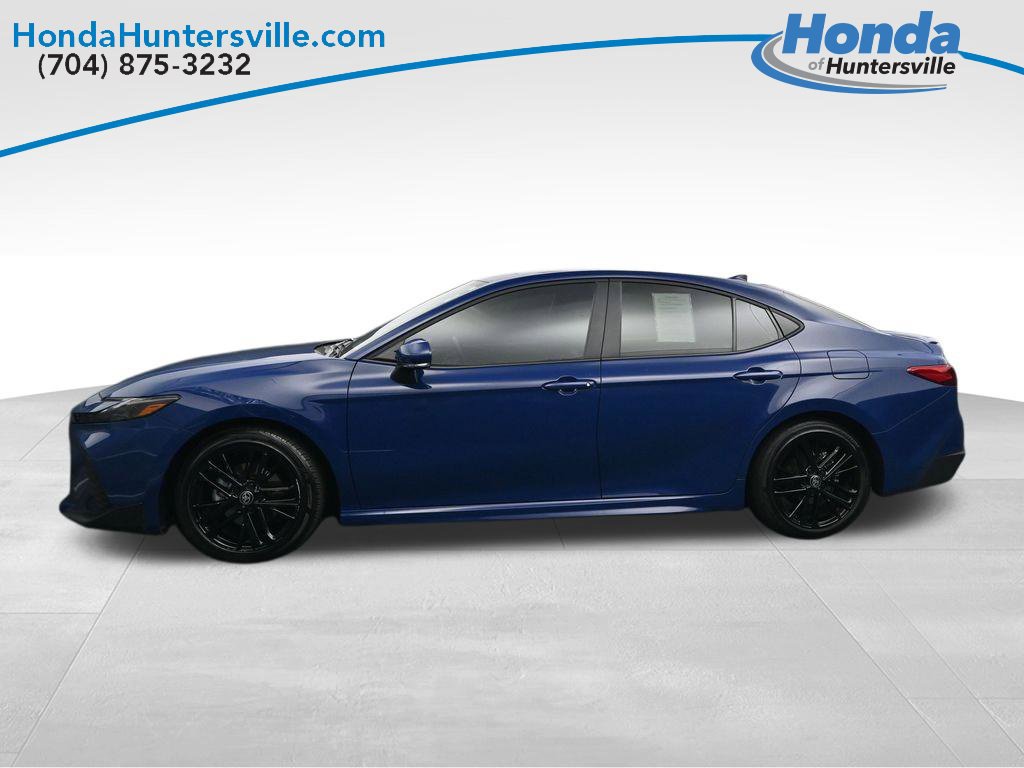 Used 2025 Toyota Camry SE w/ Multimedia Upgrade Package FWD image 9