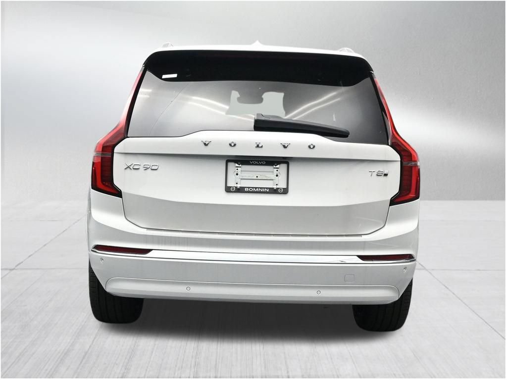 New 2026 Volvo XC90 T8 Plus w/ Protection Package Premier AWD/4WD image 4