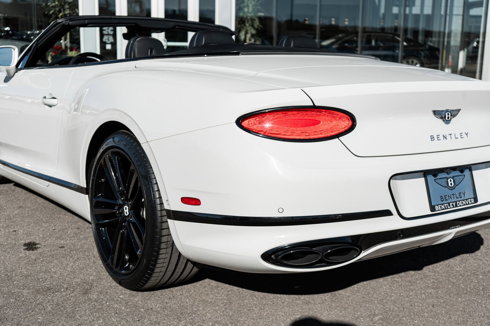 Used 2022 Bentley Continental GT image 9